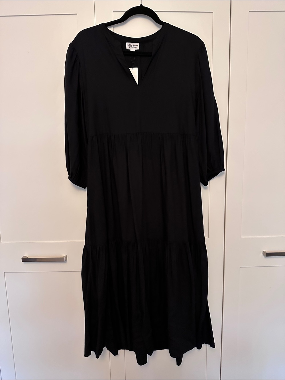 Women's Black Tiered Midi Dress - , V-Neck, 3/4 Sleeves